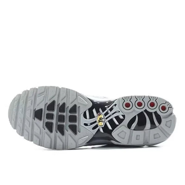Nike Air Max Plus Tn
Wolf Grey
